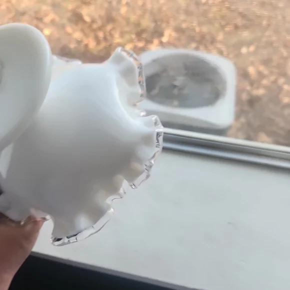 Fenton White Ruffled Glass Art Bowl - Picture 4 of 5